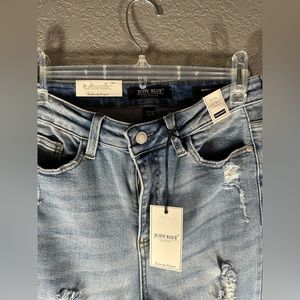 Judy Blue Skinny Jeans Distressed (2 pairs the same size, will sell separately)